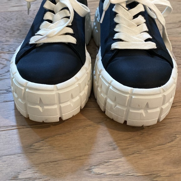 Steve Madden Platform Sneakers - Picture 2 of 7